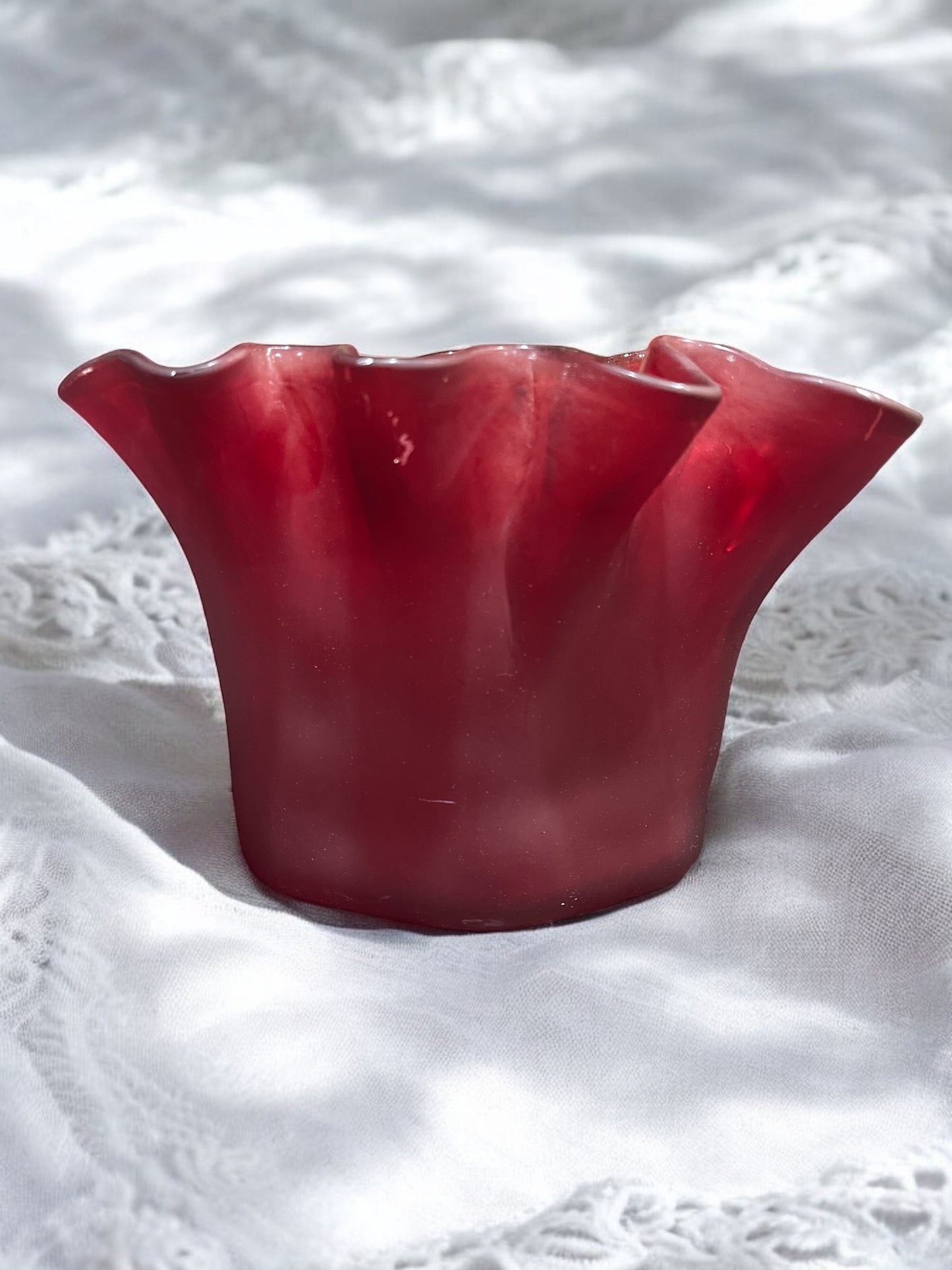 Vintage Frosted Red Muurla Art Glass Handkerchief Ruffled Vase (Finland)