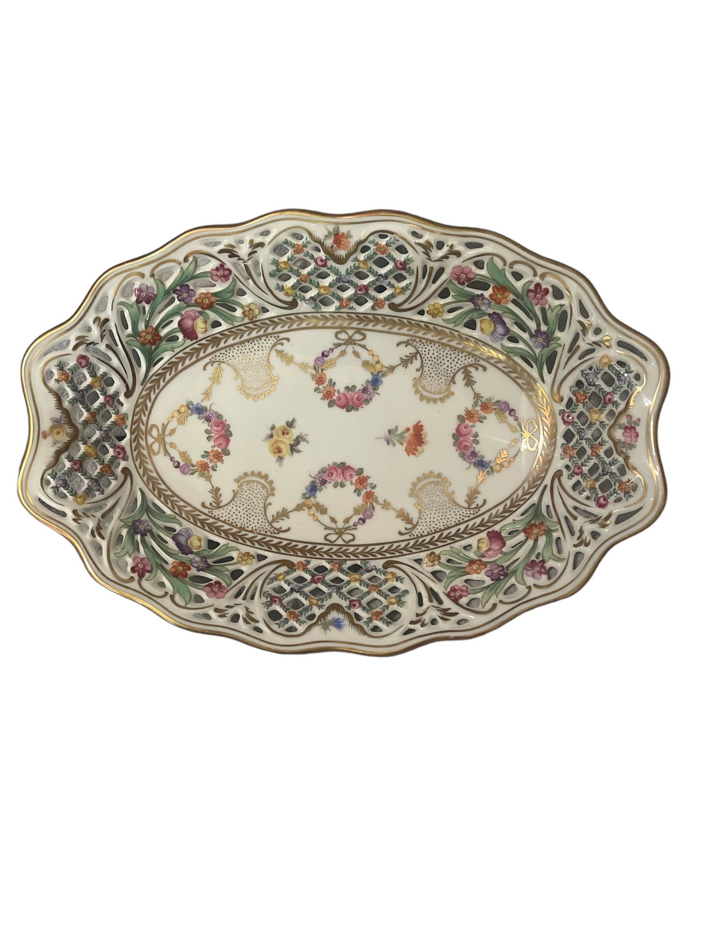 Schumann Reticulated Porcelain Bread Basket